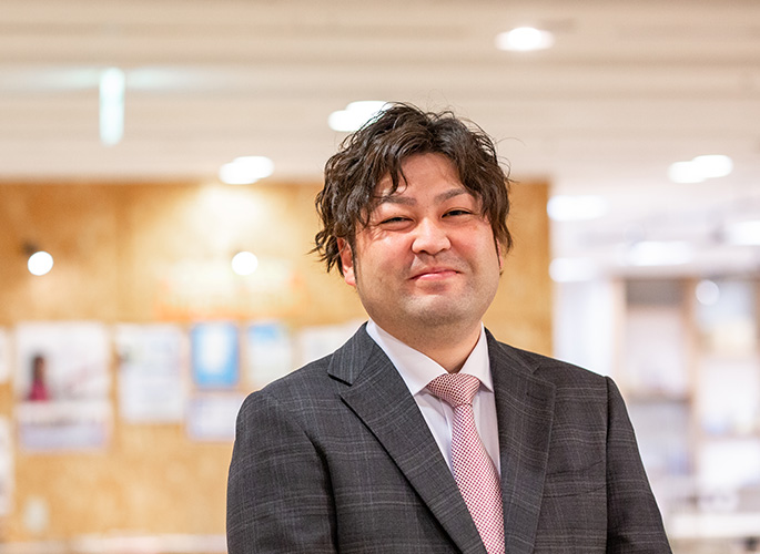工事サポート事業部<br>石﨑嘉