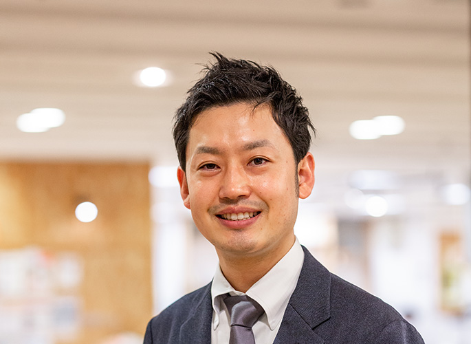グループ経営責任者<br>松村圭一郎